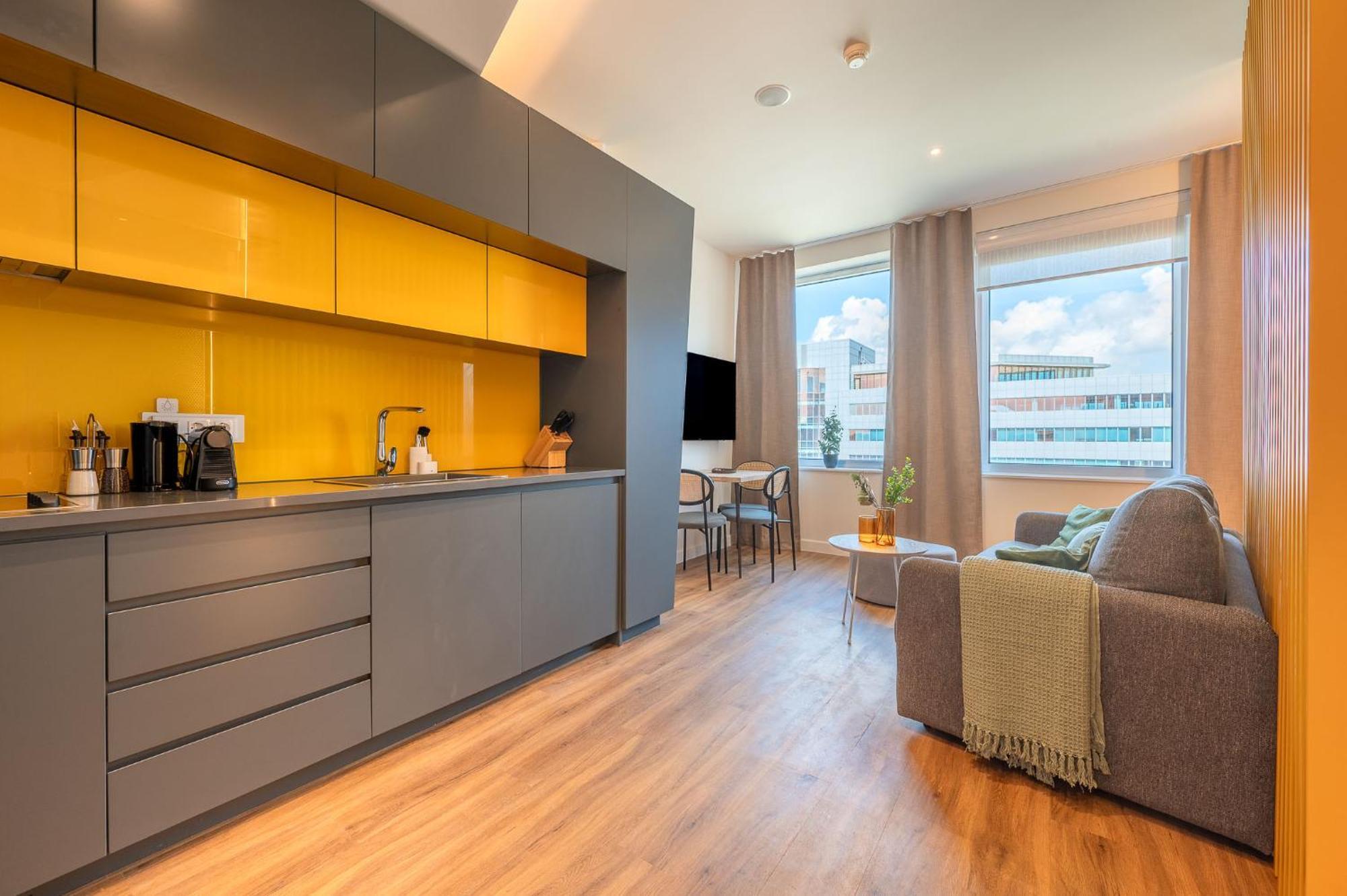 Apartment Limehome Gatwickstraat