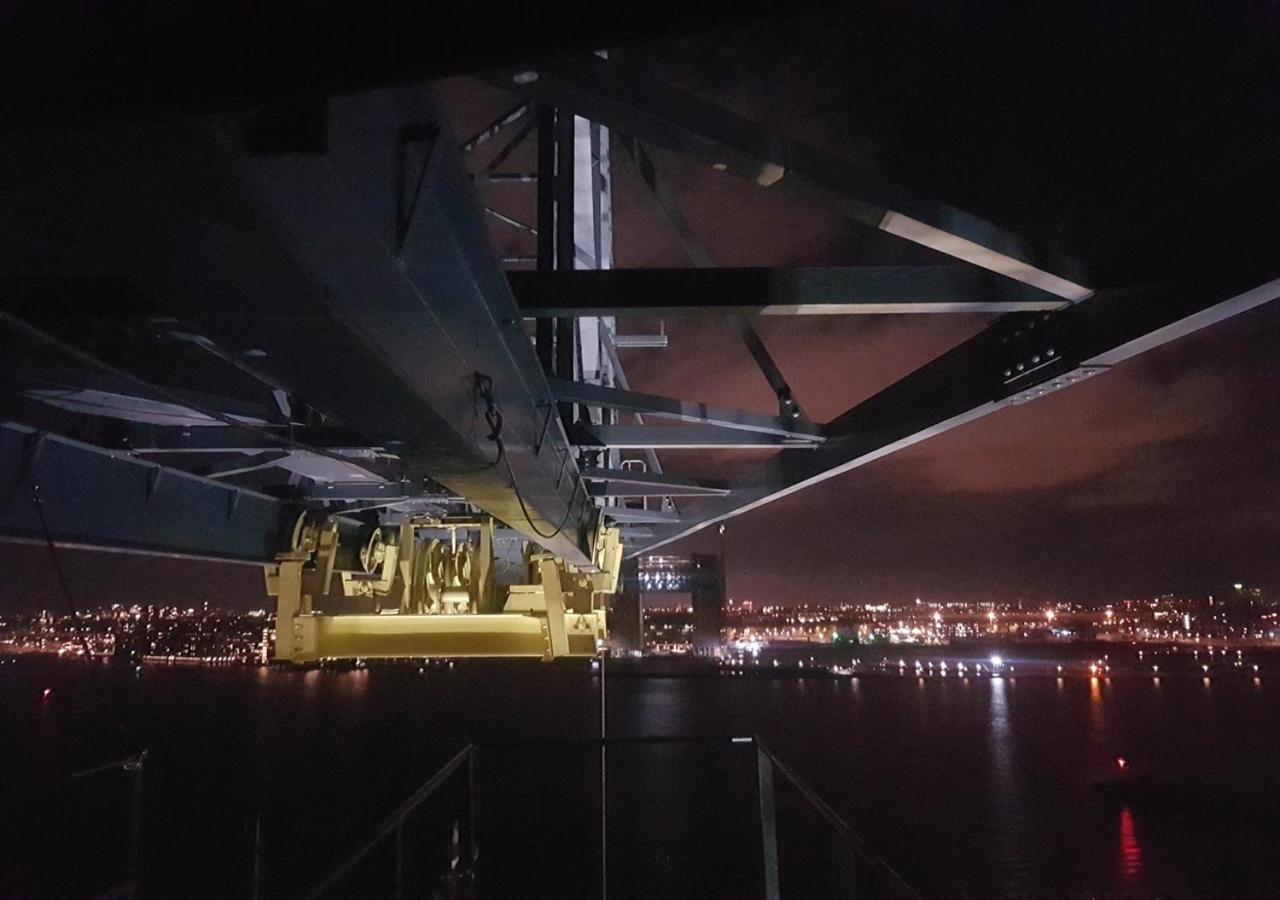 Faralda Crane Amsterdam