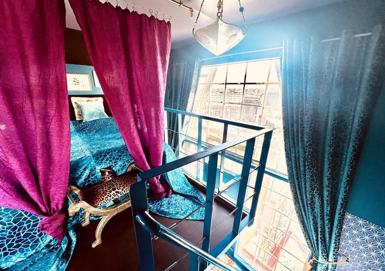 Faralda Crane 5* Amsterdam