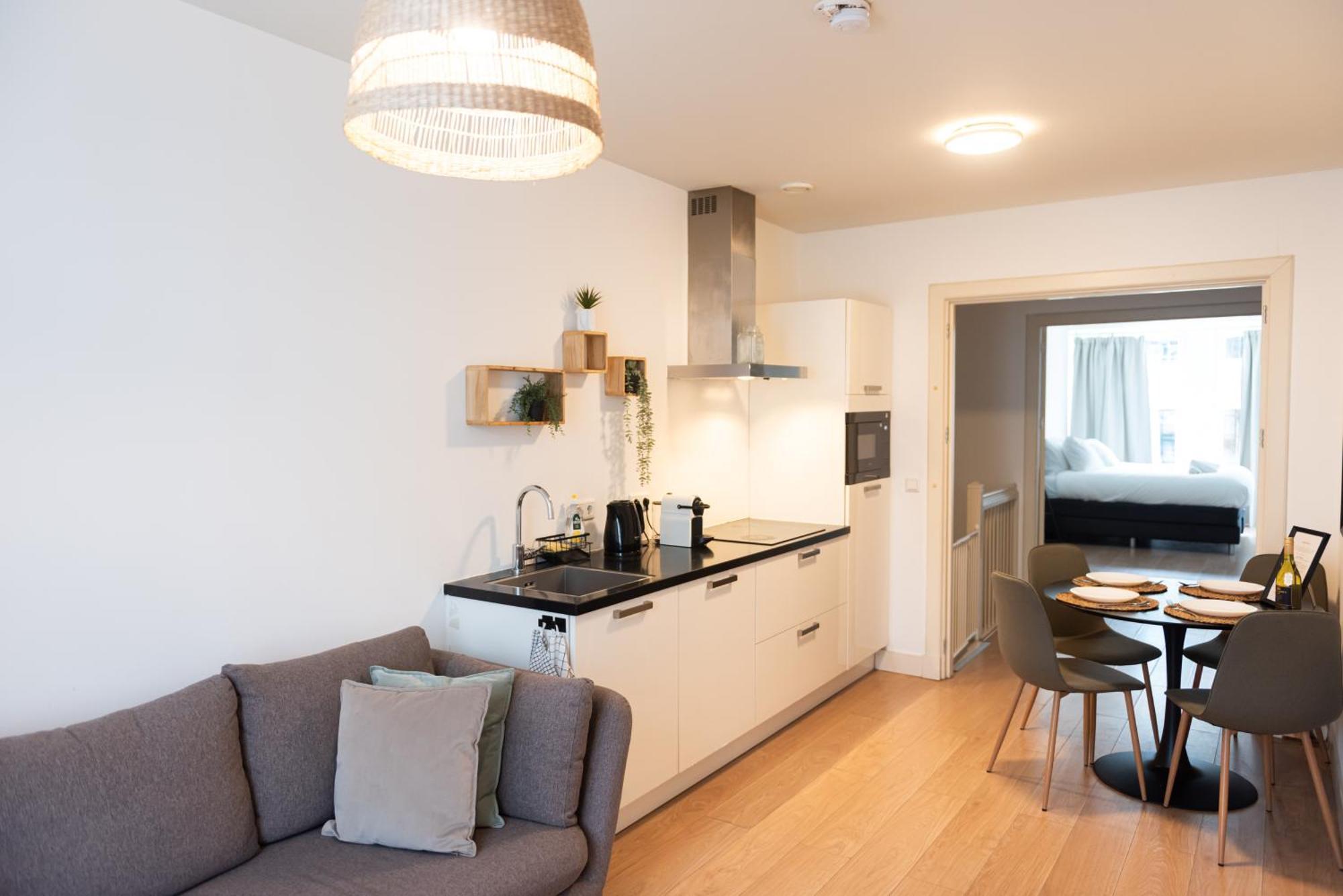 Canal View Bed & Breakfast Amsterdam