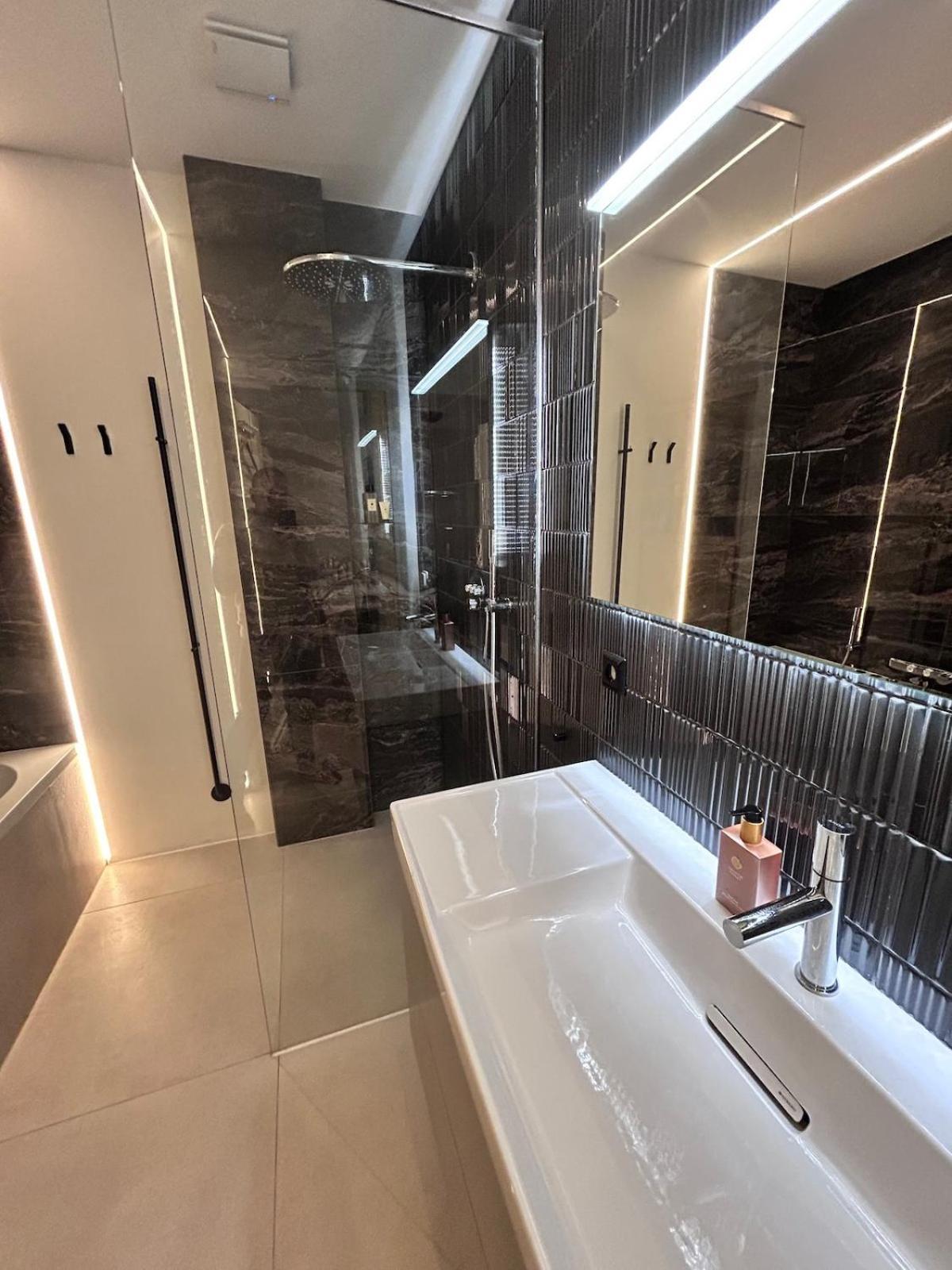 Luxurious At Rai -4p Apartment *