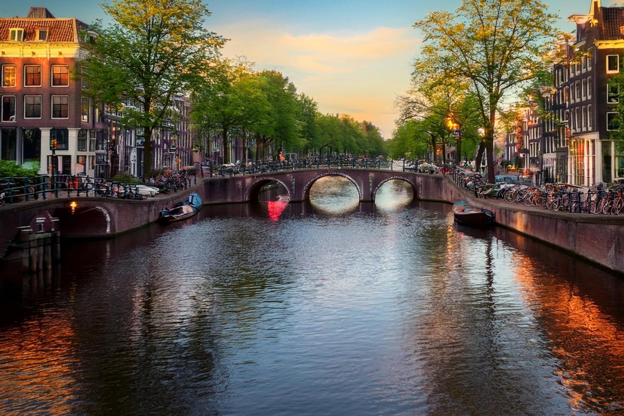 House With 2 Private Independent Studio's 120 M2 * Amsterdam