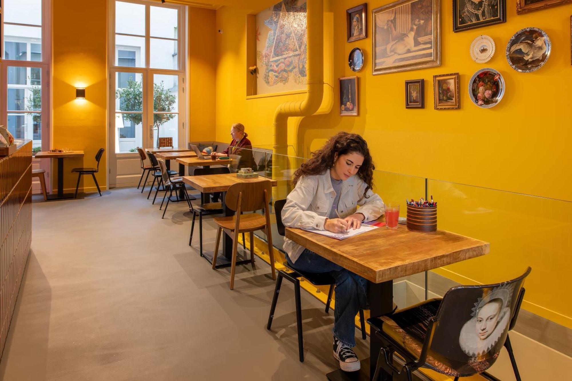 Stayokay Stadsdoelen - Refurbished November 2024 Albergue *