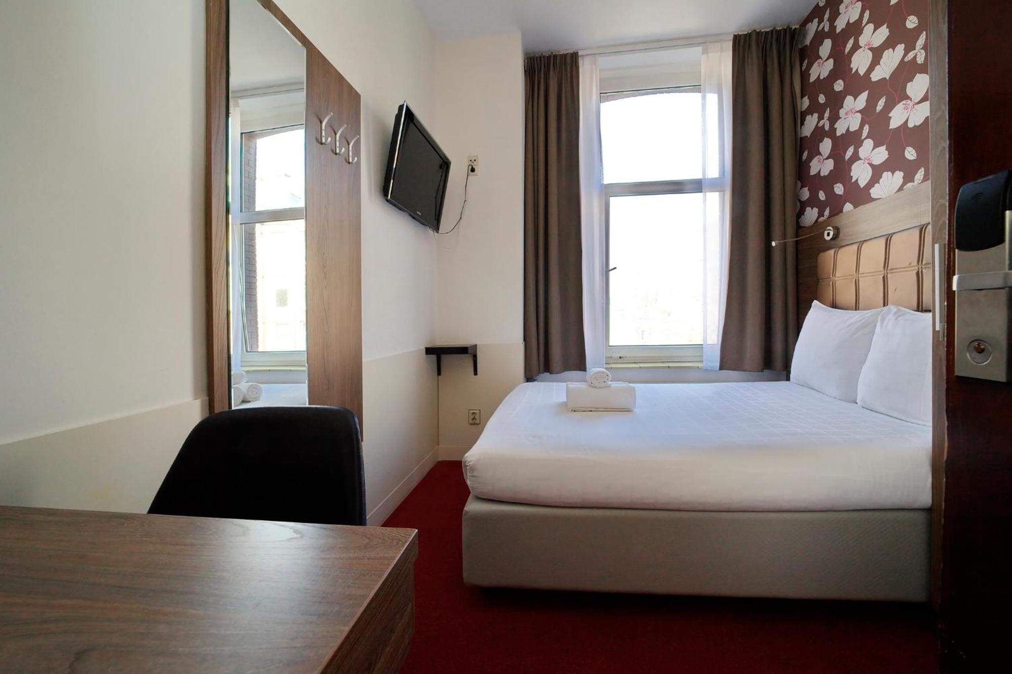 Aadam Wilhelmina Hotel 3*