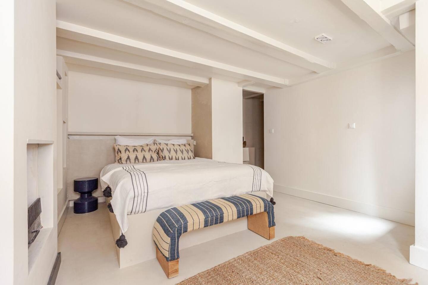 Apartment Luxury In Location Of Amsterdam