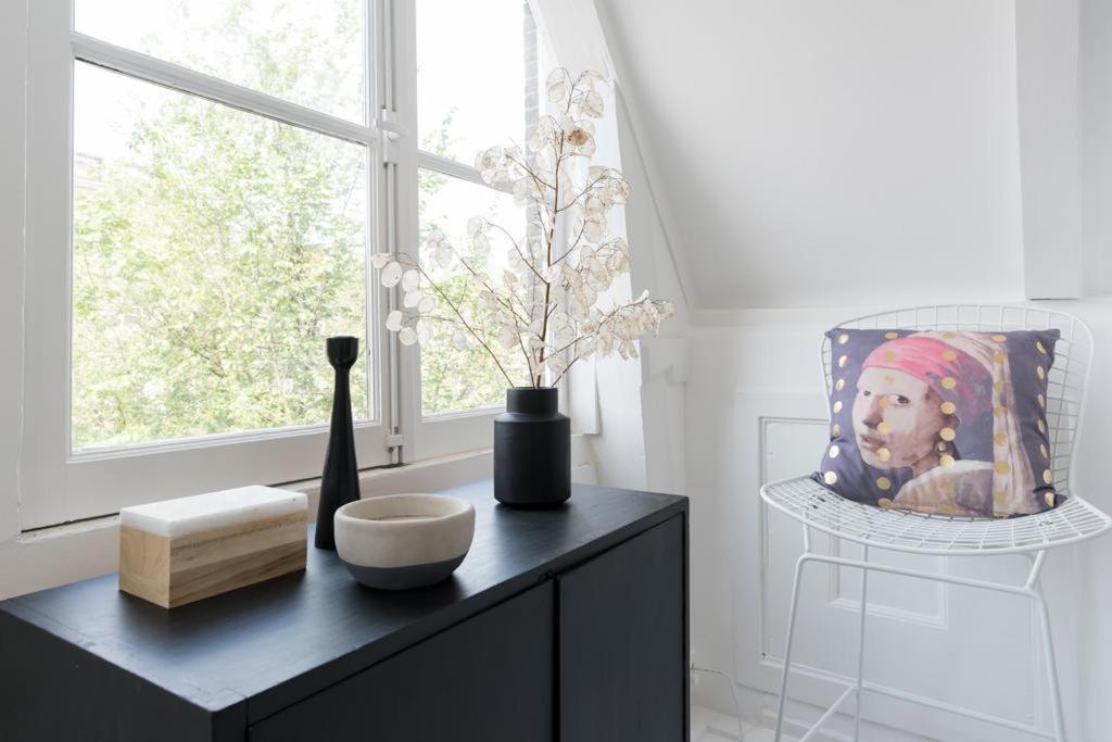 Two Bedroom In Historic Canalhouse From 1618 - Centre