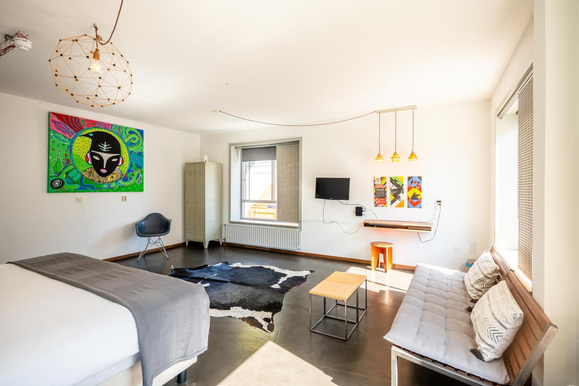 Hotel Zuid Oost Heesterveld / Zoh Amsterdam