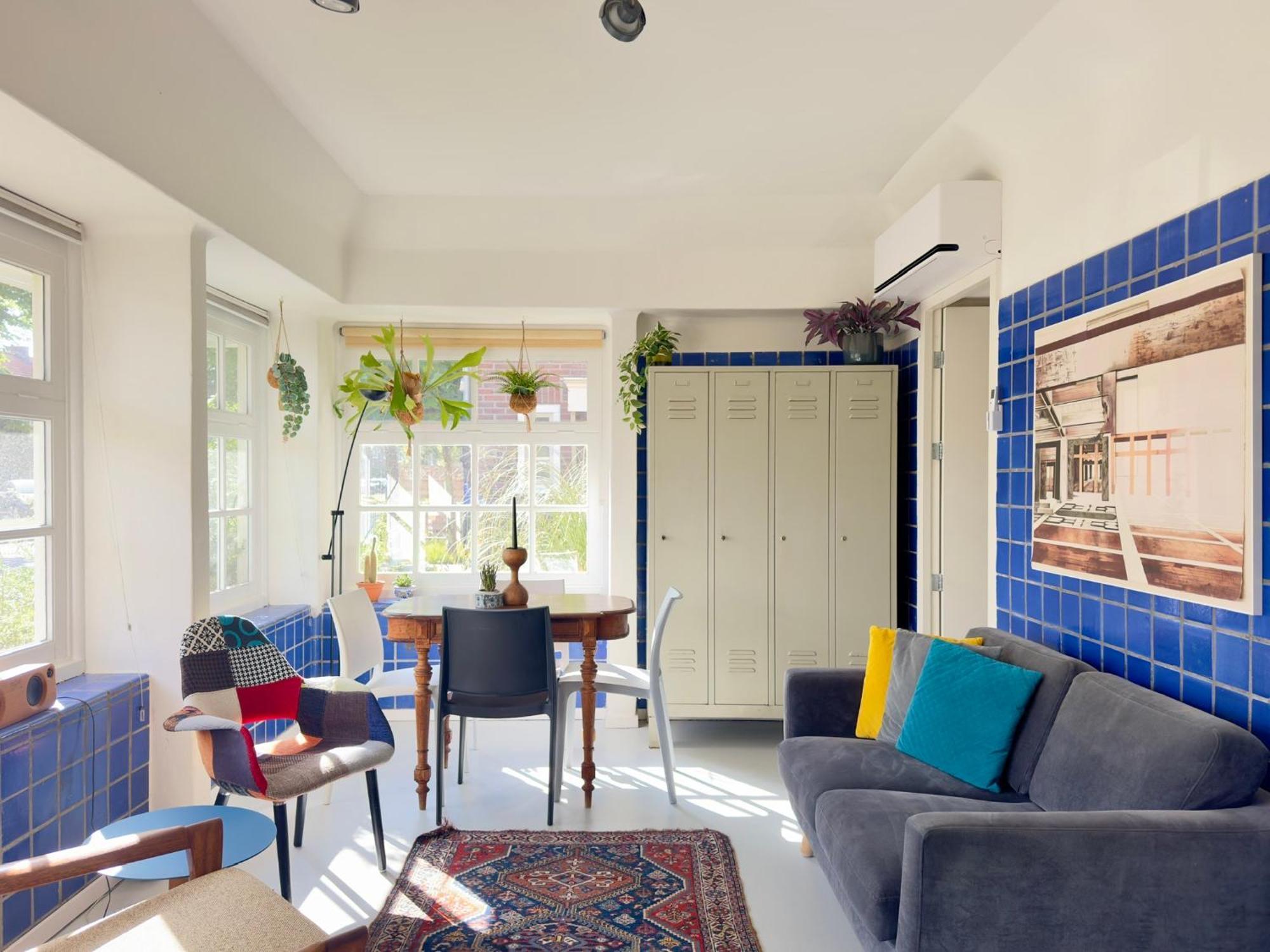 In Former Bathhouse. Free Parking Appartement