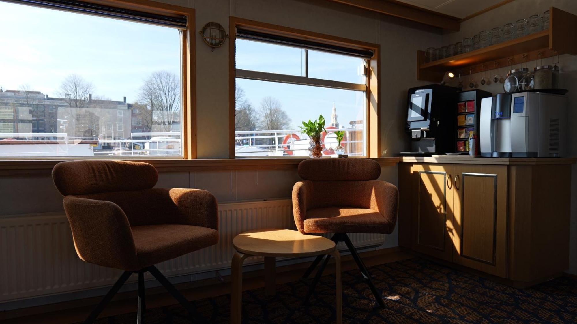 Botel Zwaantje Hotel Amsterdam