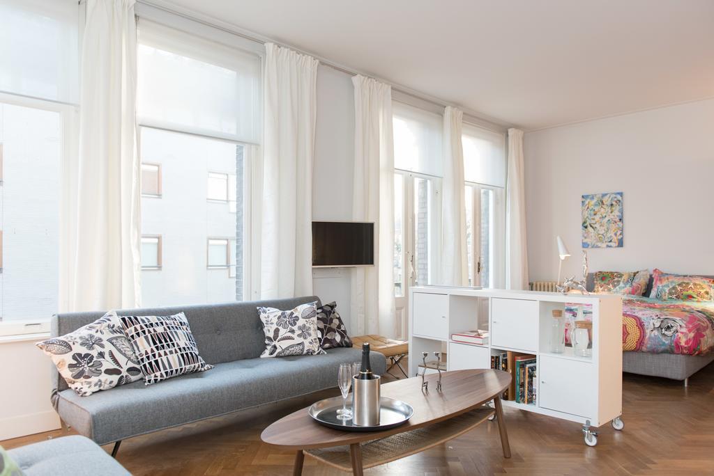 Sleeping Beauty Suite Amsterdam Bed & Breakfast