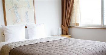 Htel Serviced Apartment *