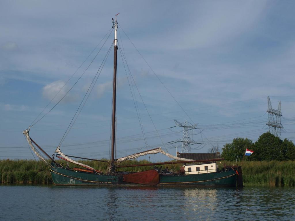 Authentic Ship 
