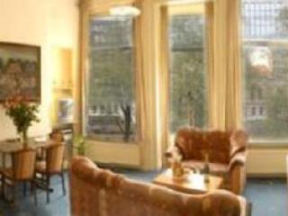 Monopole Hotel 2*