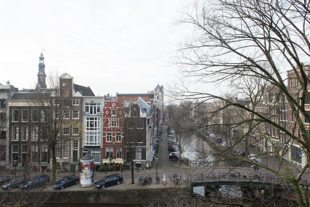 Guest house Double Floor Canal Estate