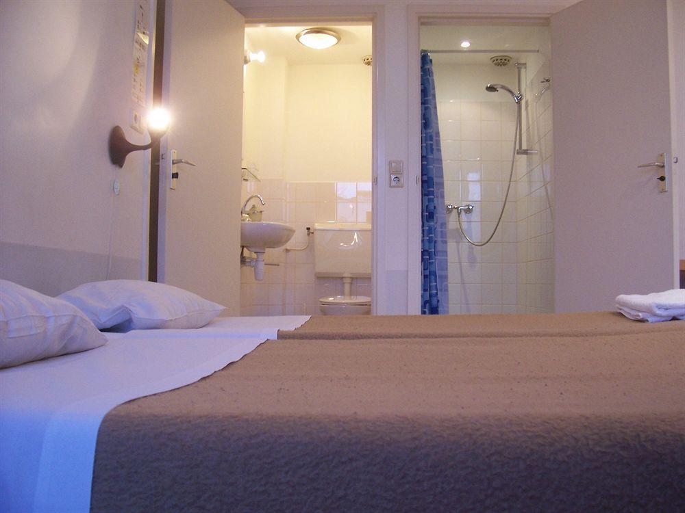 Pax Hotel *