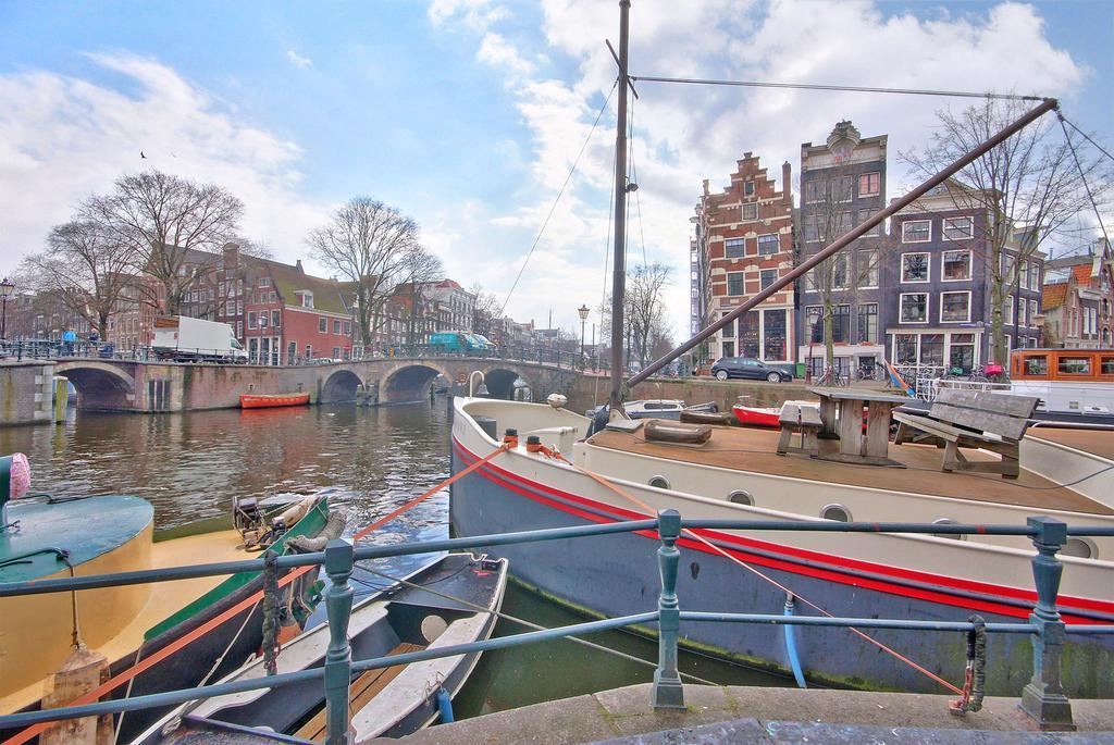 Houseboat William & Houseboat Arthur Amsterdam