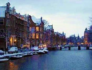 Rosalia's Menagerie Cocktail Bar & Innupstairs 3* Amsterdam