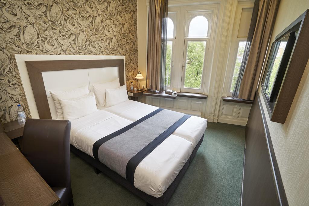 Hotel The Bird 3*