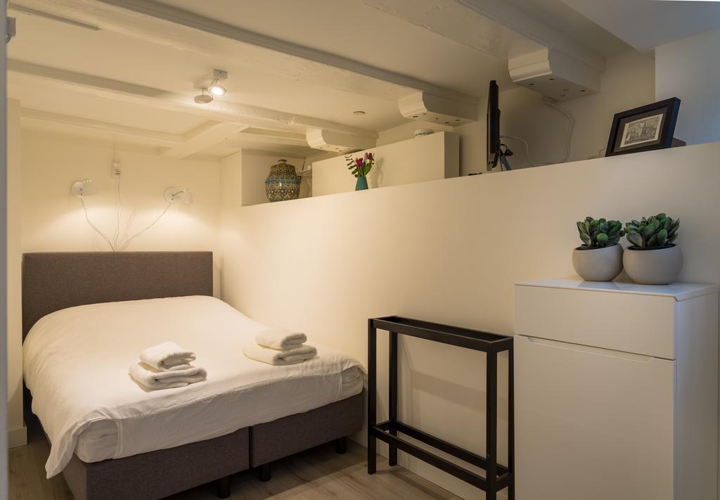 Luxury Flower Market Apartment Amsterdam