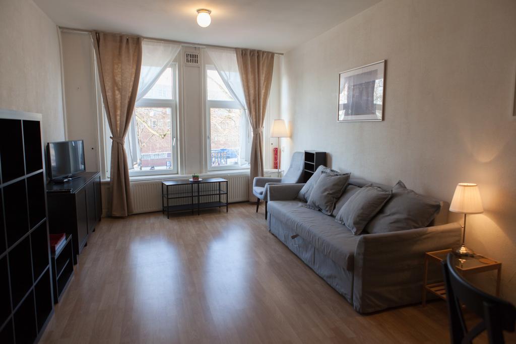 Waterlooplein Studio Apartment Amsterdam