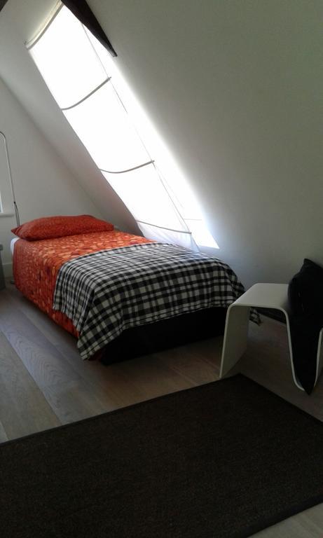 86 2* Amsterdam