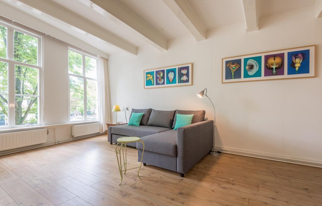 Canal View Apartment