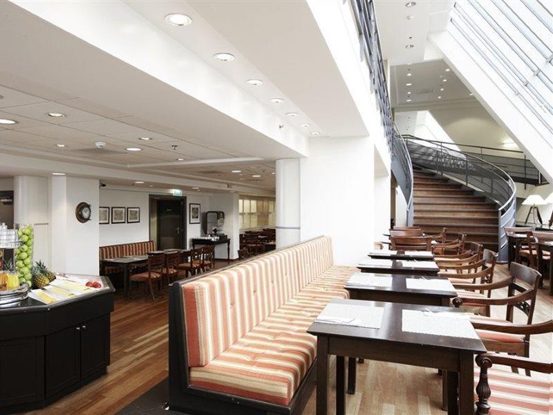Nh Noord Hotel Amesterdão