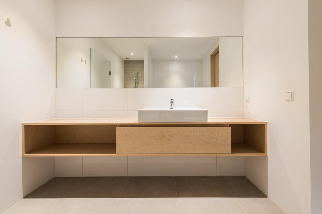 Short Group Houthavens Serviced Amsterdam