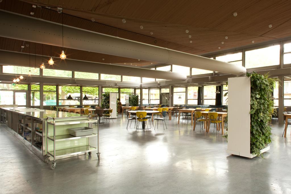 Wow Hostel