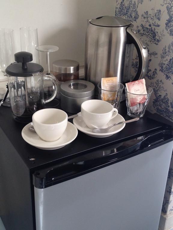 Couette-café Miauw Suites, Canal View City Centre Amsterdam