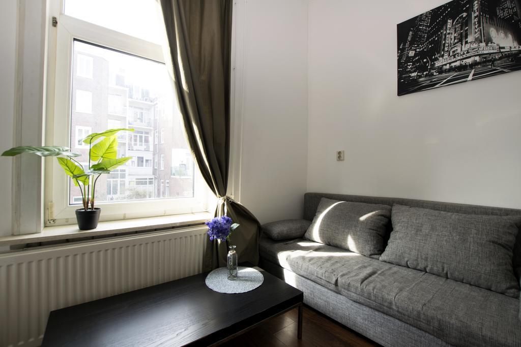 Bed & Breakfast Bilderdijkstraat