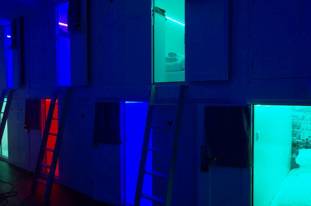 De Bedstee Boutique Capsules (adults Only) Amsterdam