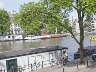 Monopole Hotel 2*