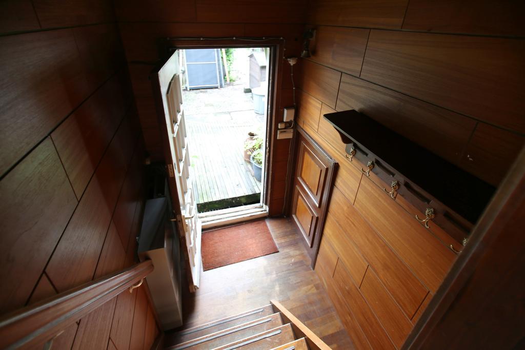 Nieuwpoortkade Houseboat - Canalview Ams Homestay *