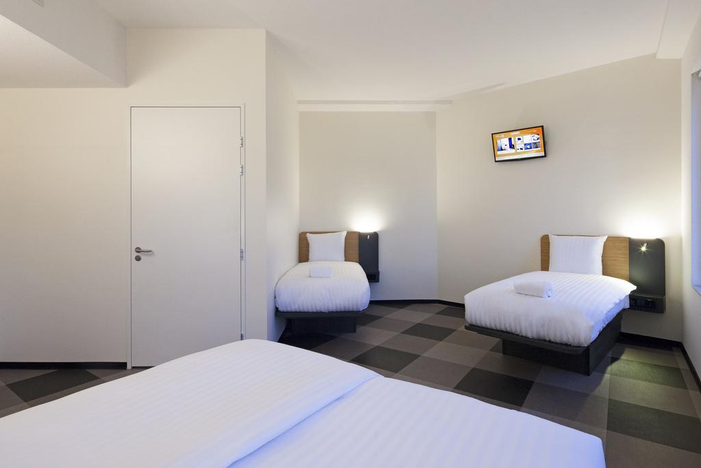 Easyhotel Arena Boulevard Amsterdam