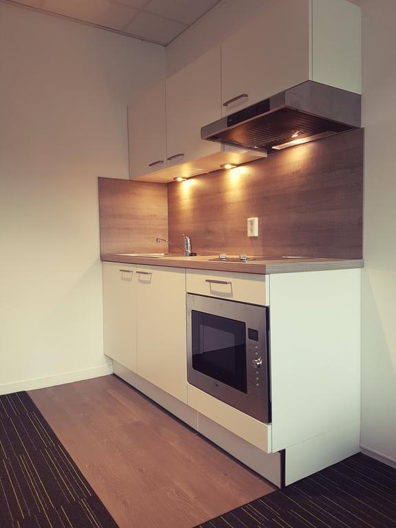 Camelot Apartment *