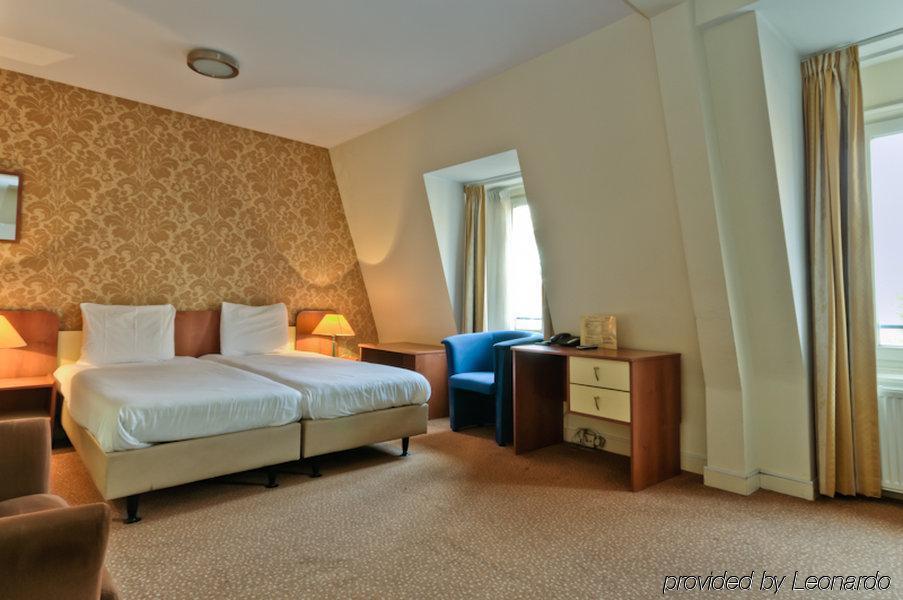 Aadam Wilhelmina Hotel