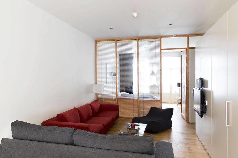 Marnix360apartments The Mansion 2*
