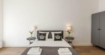 Tulip Apartment *