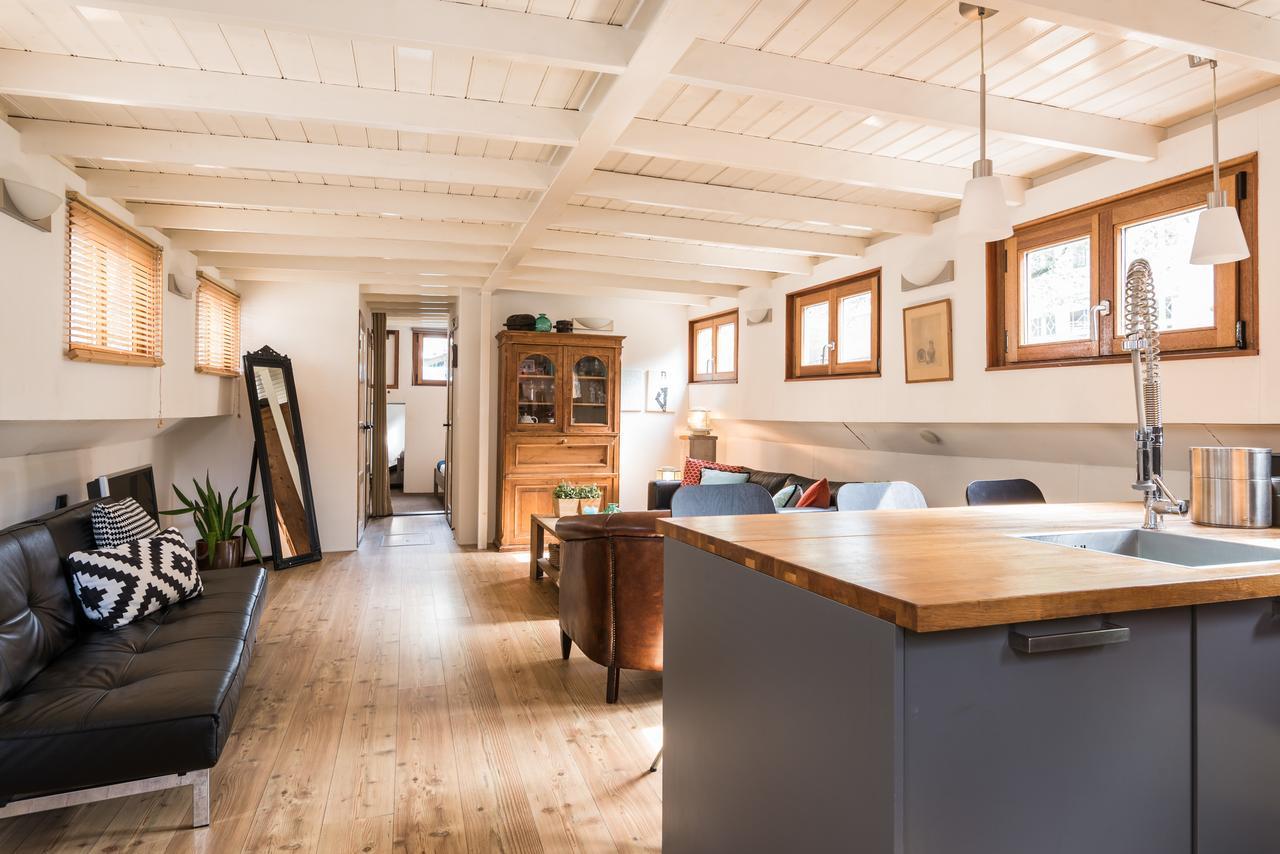Houseboat William & Houseboat Arthur