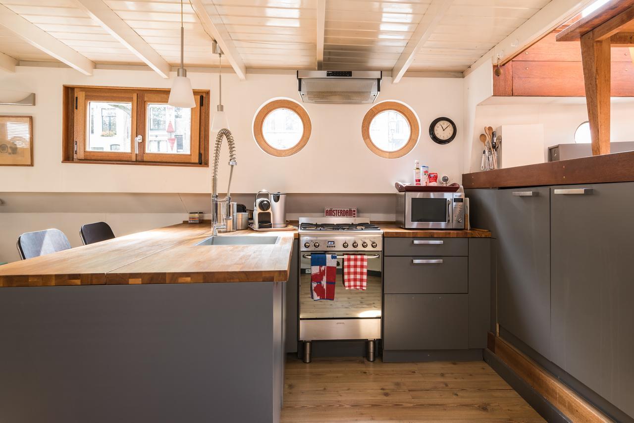 Houseboat William & Houseboat Arthur Botel *