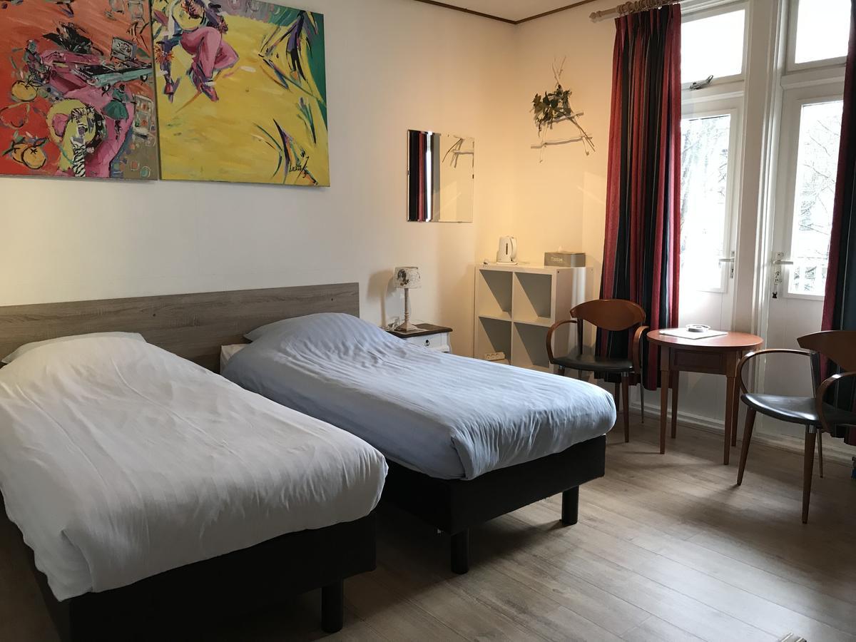 Esperanza Bed & Breakfast 2*