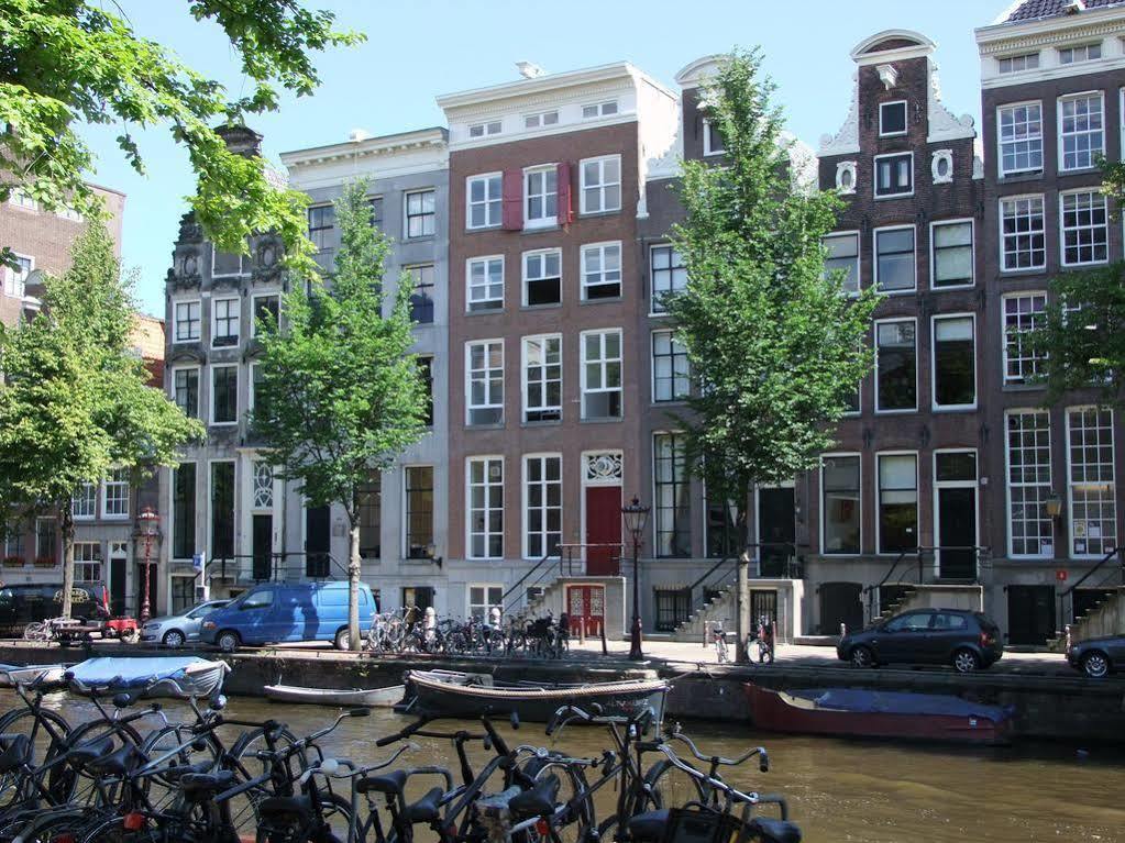 Canal Hotel