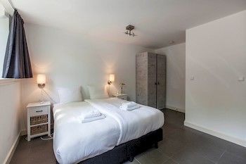 Tulip Apartment *