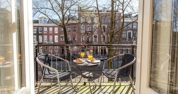 Tulip * Amsterdam