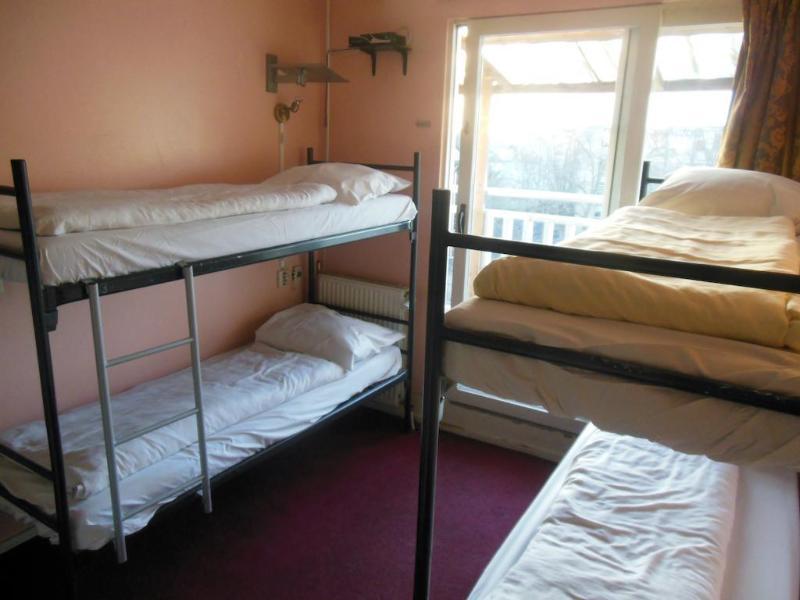 Amigo Hotel 2*