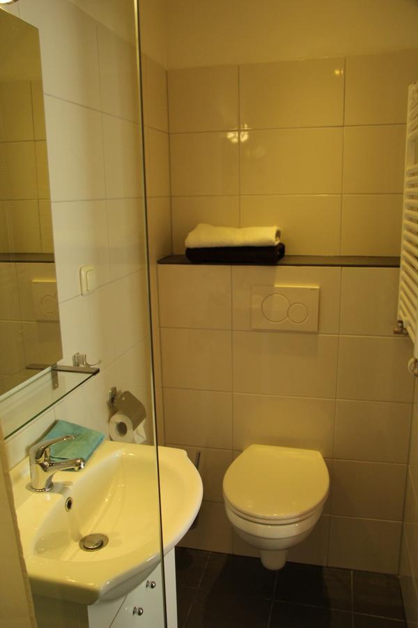 Bed & Breakfast Private Suite's Close Haarlemmerplein *