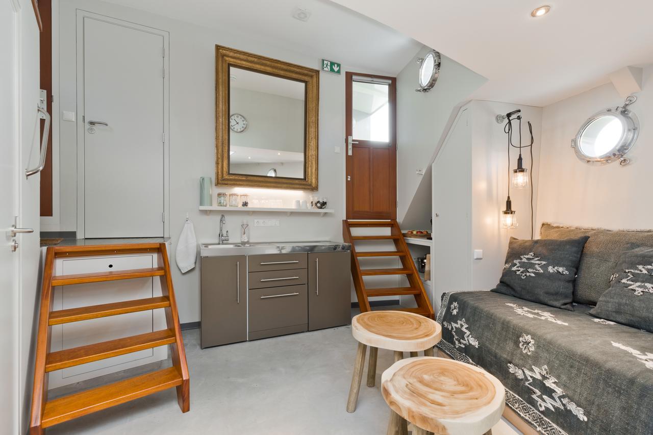 Coco's Boatique Bed & Breakfast Amsterdam