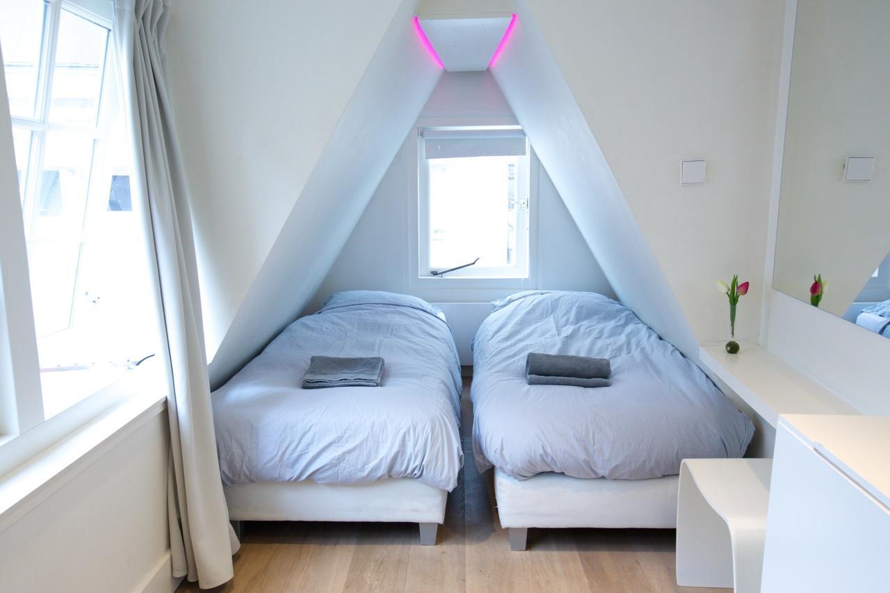 Bed & Breakfast Roni Amsterdam