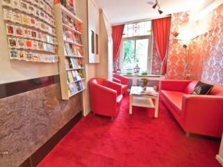 Hotel Monopole